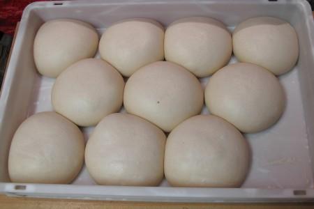 le mediterraneen pizza braine l alleud